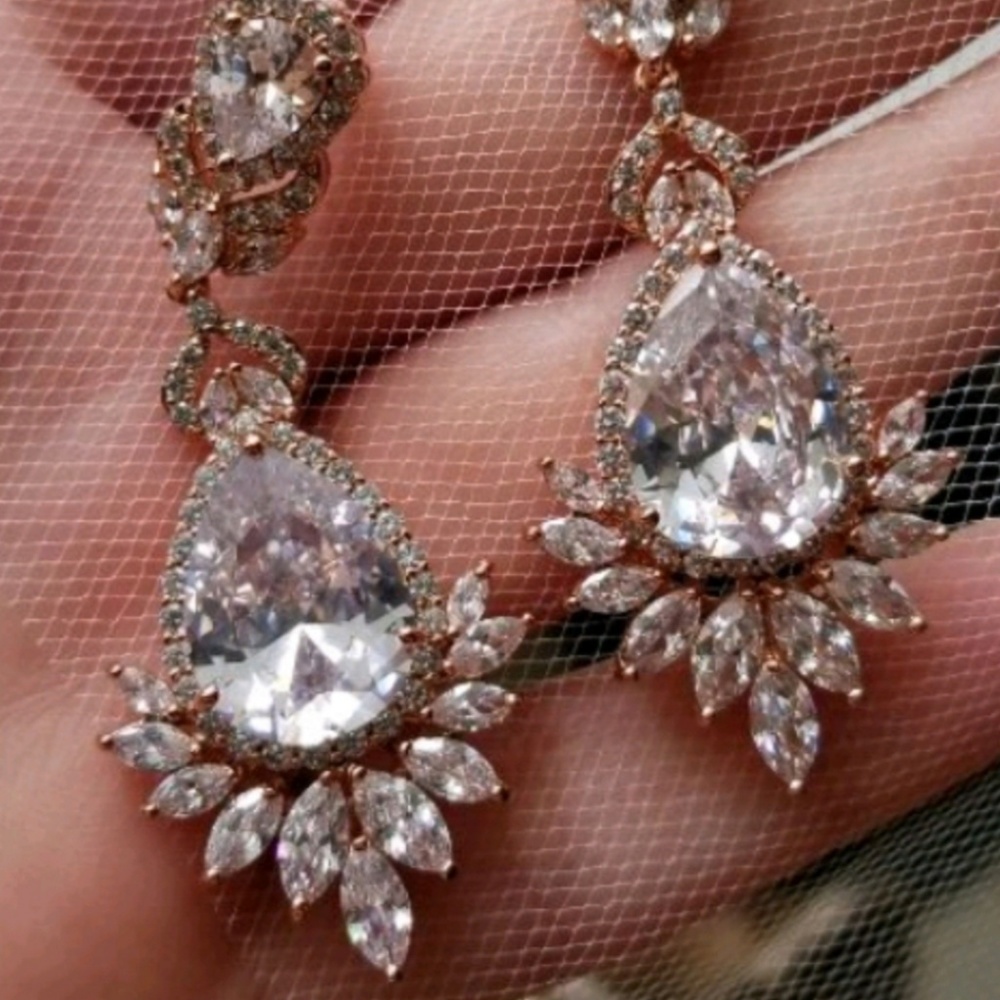 Rose Gold Rhinestone Earrings- BRAND NEW!!